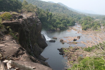 Fototapeta na wymiar waterfall in athirapally kerala