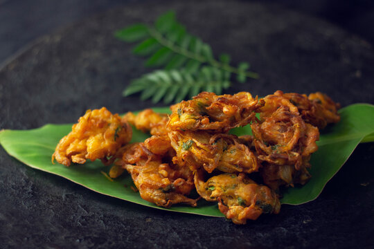 Indian onion fritters-onion pakoda