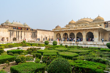Fototapeta na wymiar Jaipur, Rajasthan, India; Feb, 2020 : the garden in front of the Seesh Mahal at Amber Fort, Jaipur, Rajasthan, India