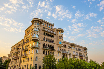 Fototapeta na wymiar Traditional building in Baku, Azerbaijan.