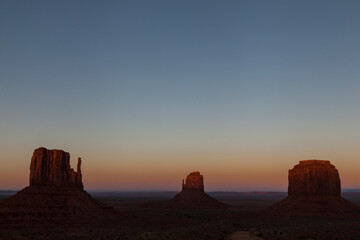 Monument Valley al atardecer