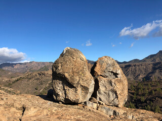 Two big rocks around Las Ninas Reservoir