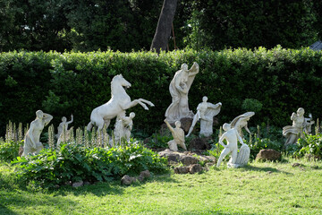 Naklejka premium Consulto escultórico en Villa medici Roma