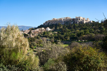 Fototapeta na wymiar A view of Acropolis from the Temple of Hephaestus. 