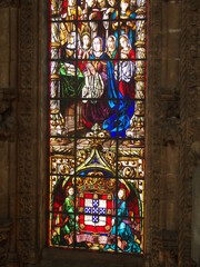 Buntglasfenster in der Kirche des Hyronimus-Klosters in Lissabon Portugal