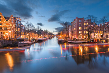 Naklejka premium Amsterdam, Netherlands Bridges and Canals