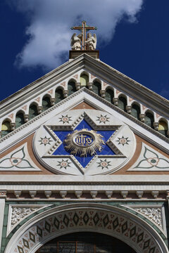 Basilica of the Holy Cross, detail of the front side, Florence, Italy, touristic place
