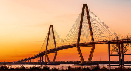 Naklejka premium Cooper River Bridge at night in Charleston, South Carolina