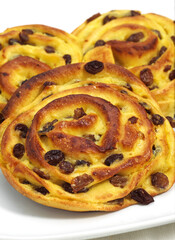PAIN AU RAISIN