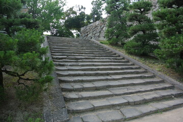 長い石階段