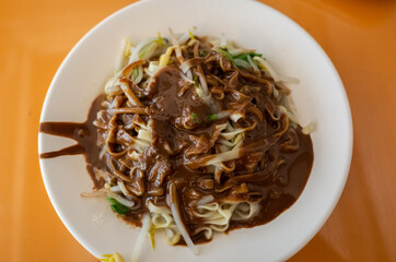 sesame paste noodles