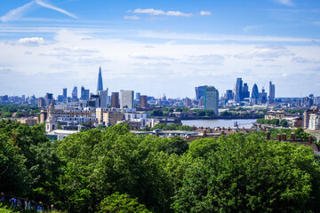 Fototapeta na wymiar Canary Wharf view from Greenwich Park, London, United Kingdom