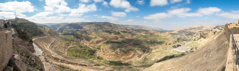 Fototapeta na wymiar Panoramic view from Kerak Castle, Jordan