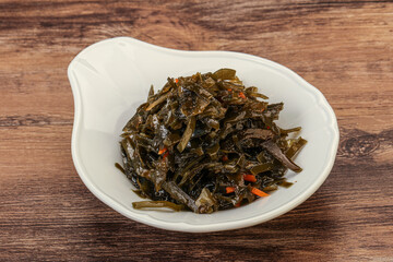 Seaweed cabbage with carrot and sesame