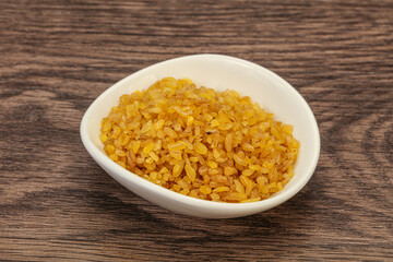 Vegetarian cuisine - dry bulgur for cooking