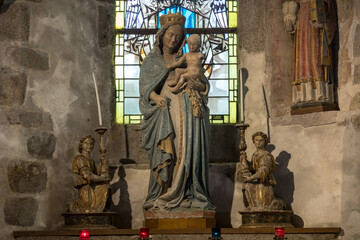  Saint Pierre parish church in Mont Saint Michel, France