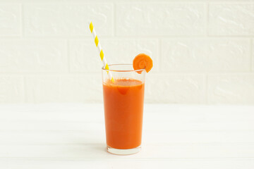 Glass of Organic carrot juice and fresh carrot