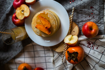 pancakes with honey and fruit juice