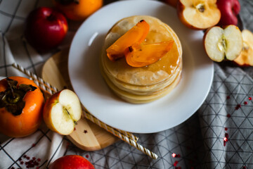 pancakes with honey and fruit juice
