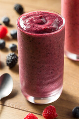 Organic Healthy Berry Smoothie