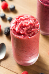 Organic Healthy Berry Smoothie