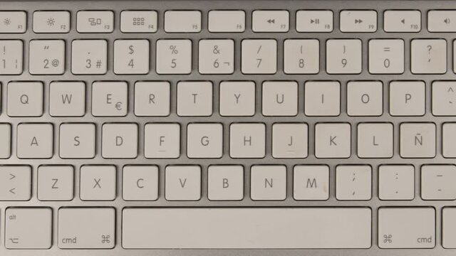 Panning video of computer keyboard