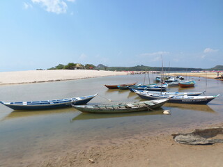 Fototapeta na wymiar Boats on the beach Alter Brazil
