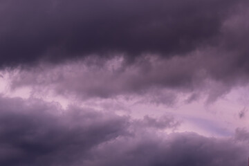 Obraz premium Dark storm clouds before rain