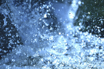 ブルーの水しぶき