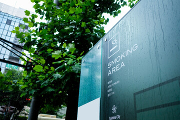 池袋　喫煙所