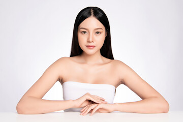 Beautiful Young Asian Woman with Clean Fresh Skin. Face care, Facial treatment, Cosmetology, beauty and healthy skin and cosmetic concept, woman beauty skin isolated on white background.