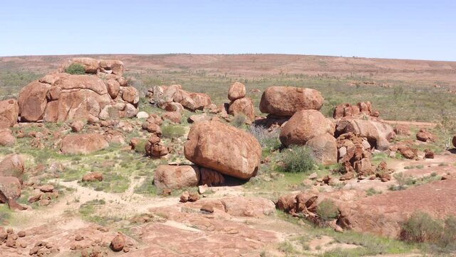 The Renowned DEVILS MARBLES located in the remote Outback of Northern Territory. A stopover for Tourists travelling between Darwin and Alice Springs