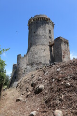 Velia - Torri dell'Agorà dal sentiero
