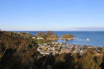 Fototapeta na wymiar Village et baie de Kaiteriteri, Nouvelle Zélande