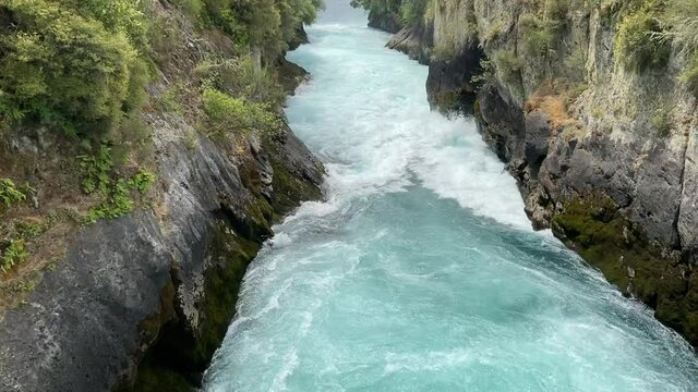 Rapides des chutes Huka, Nouvelle Z&eacute;lande