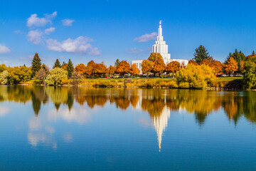 Fototapeta na wymiar The Idaho Temple of the Church of Jesus Christ of Latter-day Saints in Idaho Falls