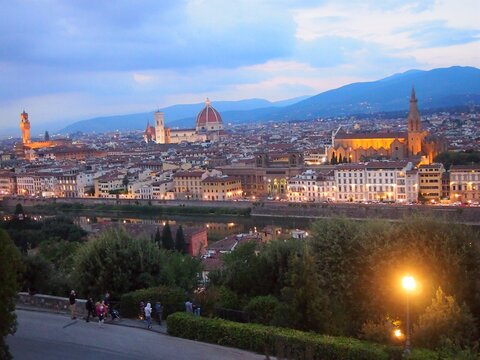 フィレンツェ Photos Royalty Free Images Graphics Vectors Videos Adobe Stock