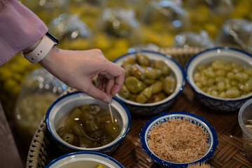 
Many kinds of pickled fruit