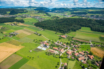 Obraz premium Vielbringen bei Worb seen from the helicopter