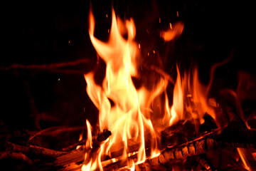 fire, flame, heat, wood, burn, fireplace, hot, bonfire, flames, campfire, burning, red, orange, warm, camp, night, light, camping, coal, black, yellow, barbecue, blaze, danger, ember