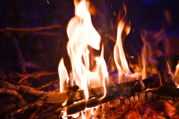 fire, flame, heat, wood, burn, fireplace, hot, bonfire, flames, campfire, burning, red, orange, warm, camp, night, light, camping, coal, black, yellow, barbecue, blaze, danger, ember