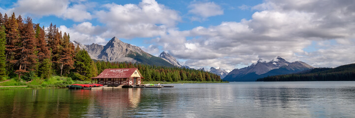 Fototapeta na wymiar Panorama of a Boat house at Maligne lake in Jasper National Park, Alberta, Rocky Mountains, Canada
