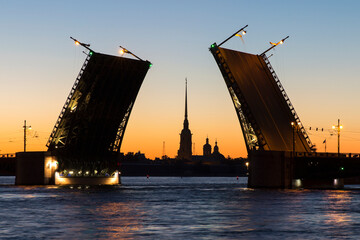 Fototapeta na wymiar Views and attractions of Saint Petersburg during the white nights