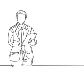 Obraz premium One single line drawing of young happy male worker standing while write business lesson from mentor on paper at clipboard. Business workshop concept. Continuous line draw design vector illustration