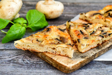  Mushroom italian  roman  style pizza.   Parmesan cheese,  cream, olives , , garlic, mushrooms,  tomato sauce 
