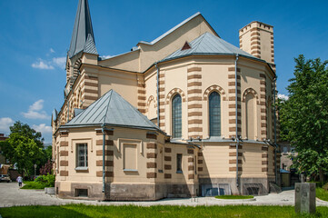 Major Russian Industrialist’s barons Knop built their estate in the style of a German castle. Next to the estate, a Lutheran Cathedral was built with their money.    