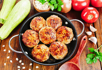 Burgers with oat flakes and zucchini