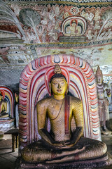 Fototapeta premium Cave Temple in Dambulla, Buddha statues in the fifth cave 