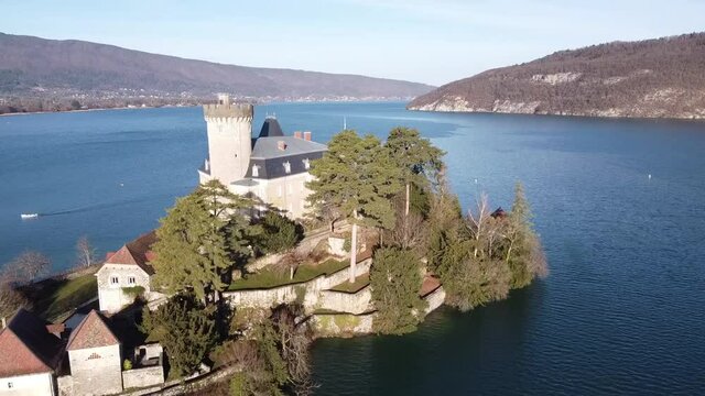 Domaine de Ch&acirc;teauvieux, Lac d'Annecy, Duingt, Haute-Savoie, France.