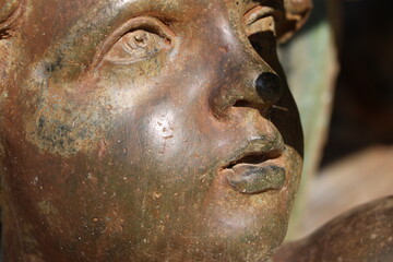 Fototapeta na wymiar Sculpture dans les jardins du Château de Versailles